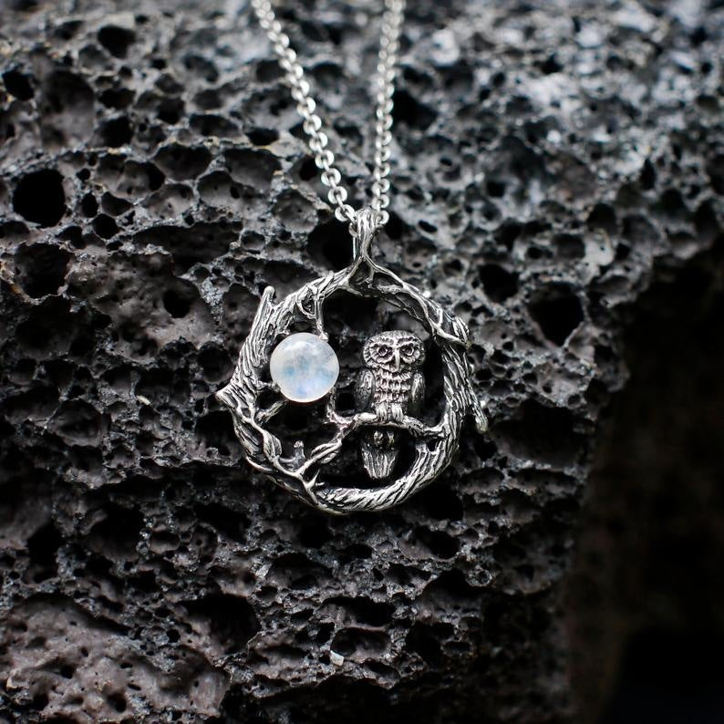 Creativity Retro Exquisite Fashion Owl Star Moonstone Pendant Necklace Woman Charm Party Jewelry