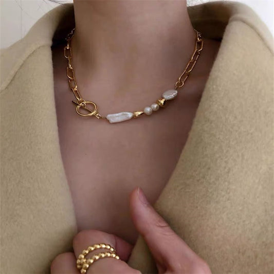 Metal Chain Clasp Pearl Necklace for Women