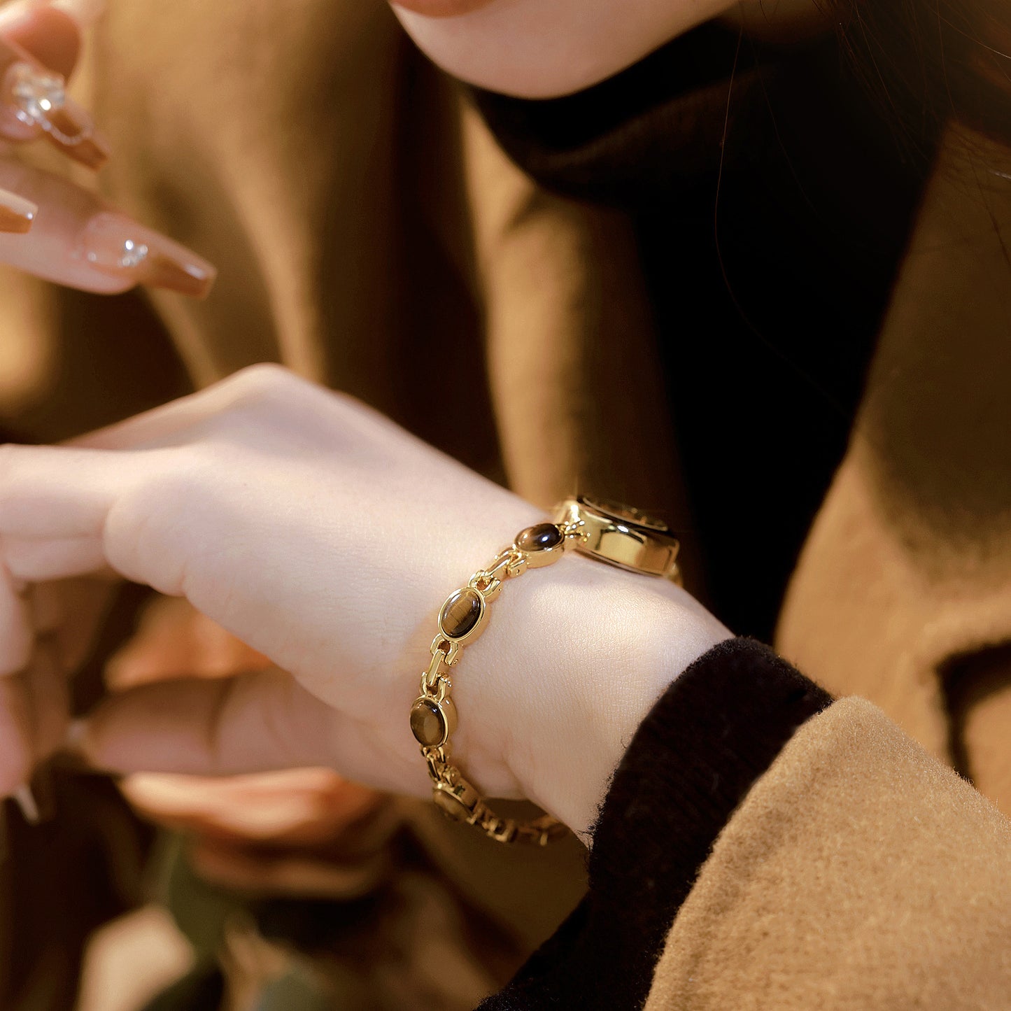 Natural Tiger Eye Premium Women's Watch – Elegant Vintage Gold Fashion Timepiece