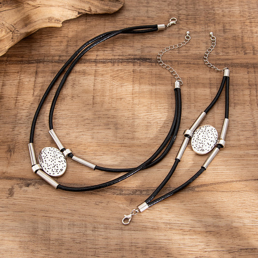 Simple Double-layer Elbow Necklace Retro Ethnic Relief Short Pendant Necklace Necklace For Women