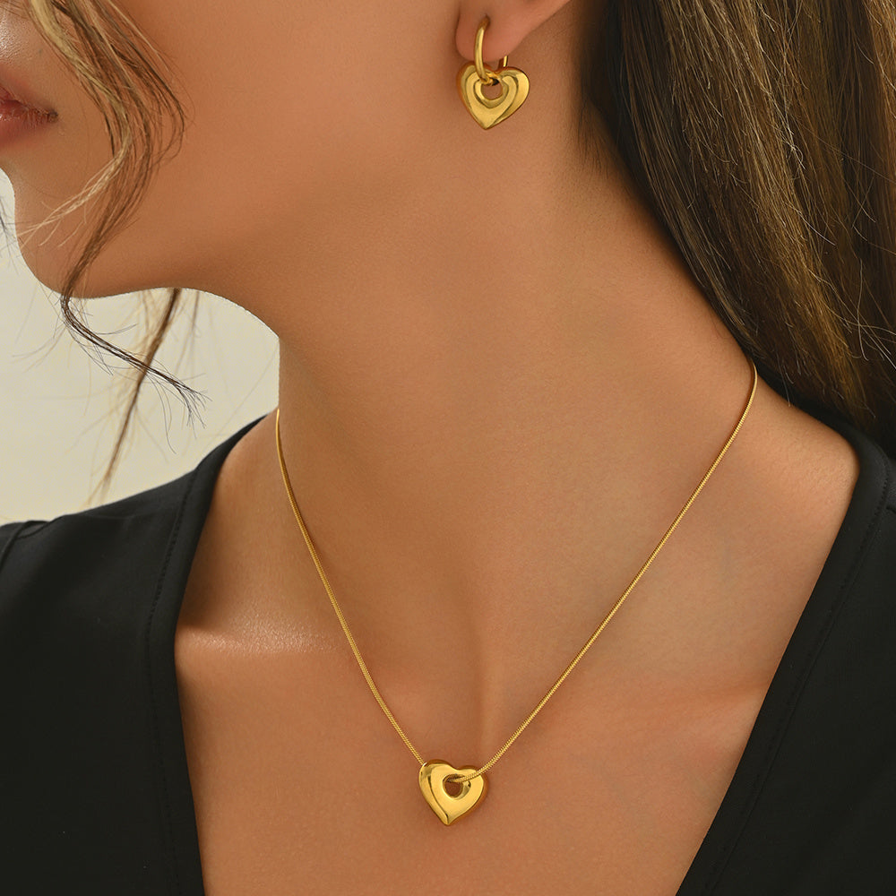 Lxalry 18K Gold Plated Hollow Heart Jewelry Set  Mirror Polish Hypoallergenic Necklace   Earrings For Women Never Fade Handmade Luxury Gift With Adjustable Chain